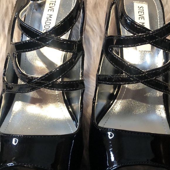 Heels - Picture 3 of 10